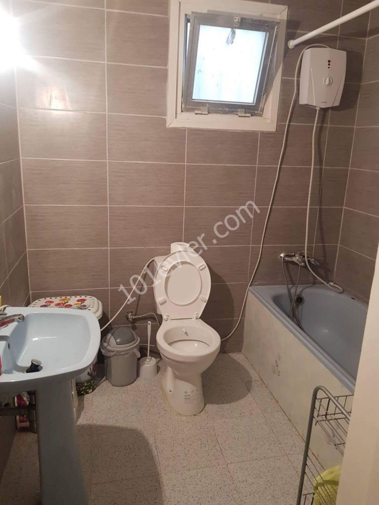 Flat To Rent in Girne Merkez, Kyrenia