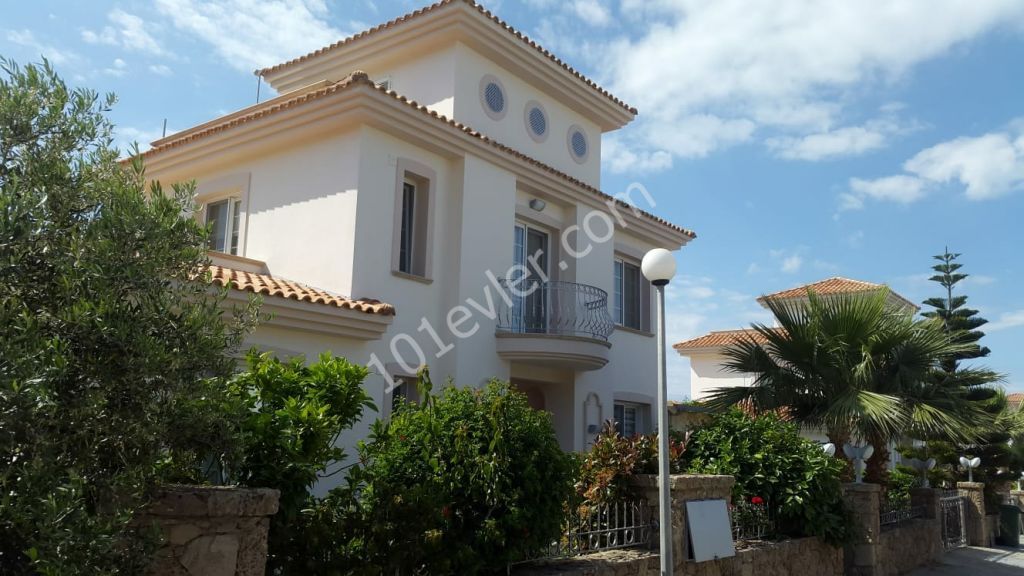 Villa To Rent in Karaoğlanoğlu, Kyrenia