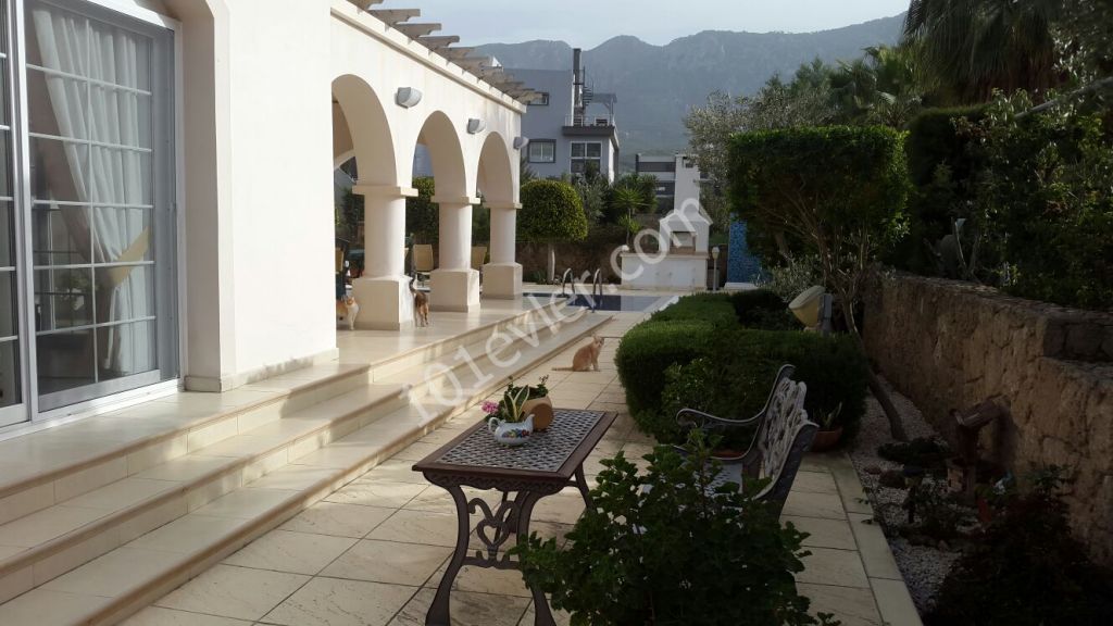 Villa To Rent in Karaoğlanoğlu, Kyrenia