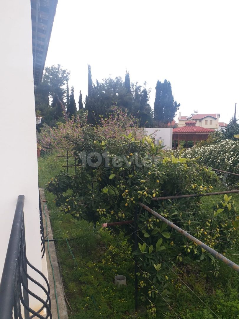 3+1 VILLA WITH LARGE GARDEN IN ÇATALKOY REGION IN KYRENIA