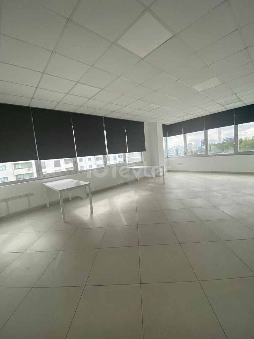 OFFICE IN OFFICE BUILDING FOR RENT