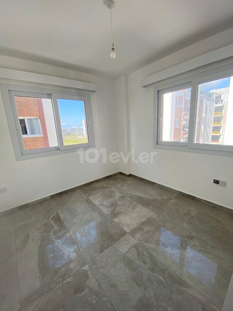 1+1 FLAT NEAR TO SEA