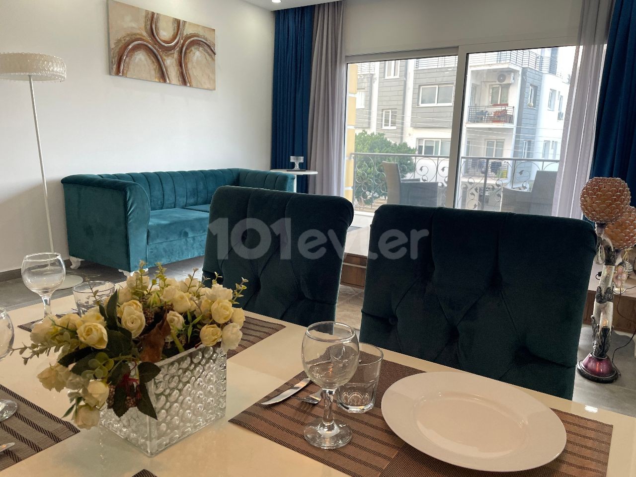 2+1 apartment for sale in city center