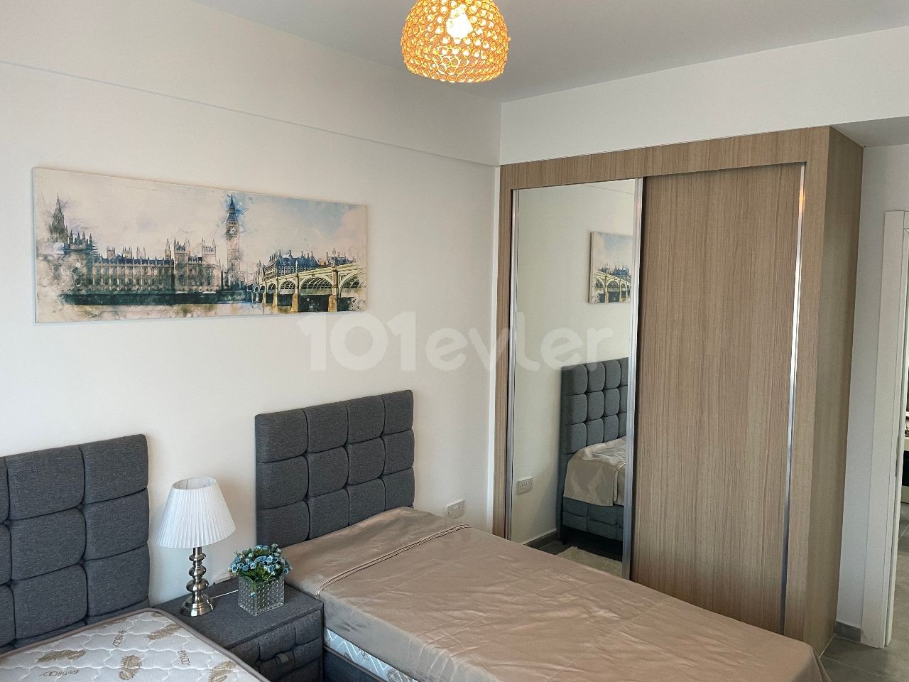 2+1 apartment for sale in city center