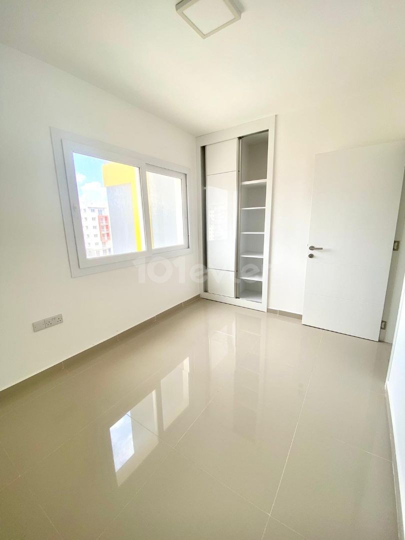 2+1 FLAT IN GOLDEN RESIDENCE FOR SALE