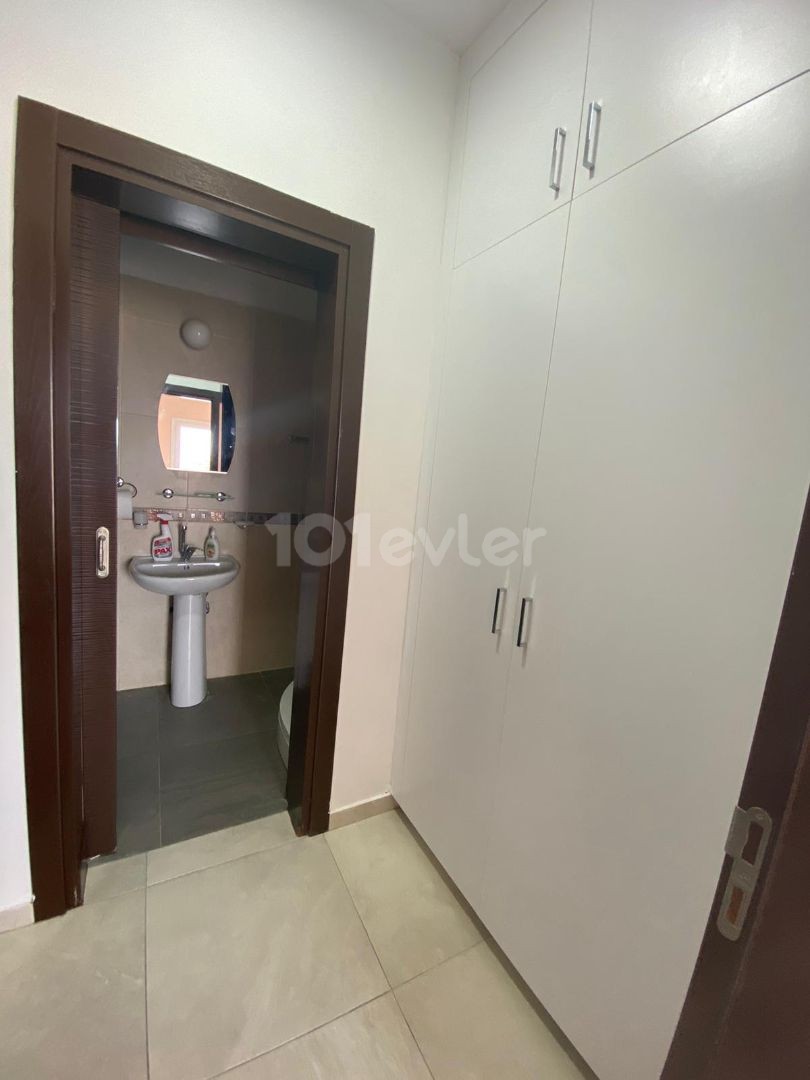 3+1 PENTHOUSE 3 büyük balkonlu ve deniz manzaralı