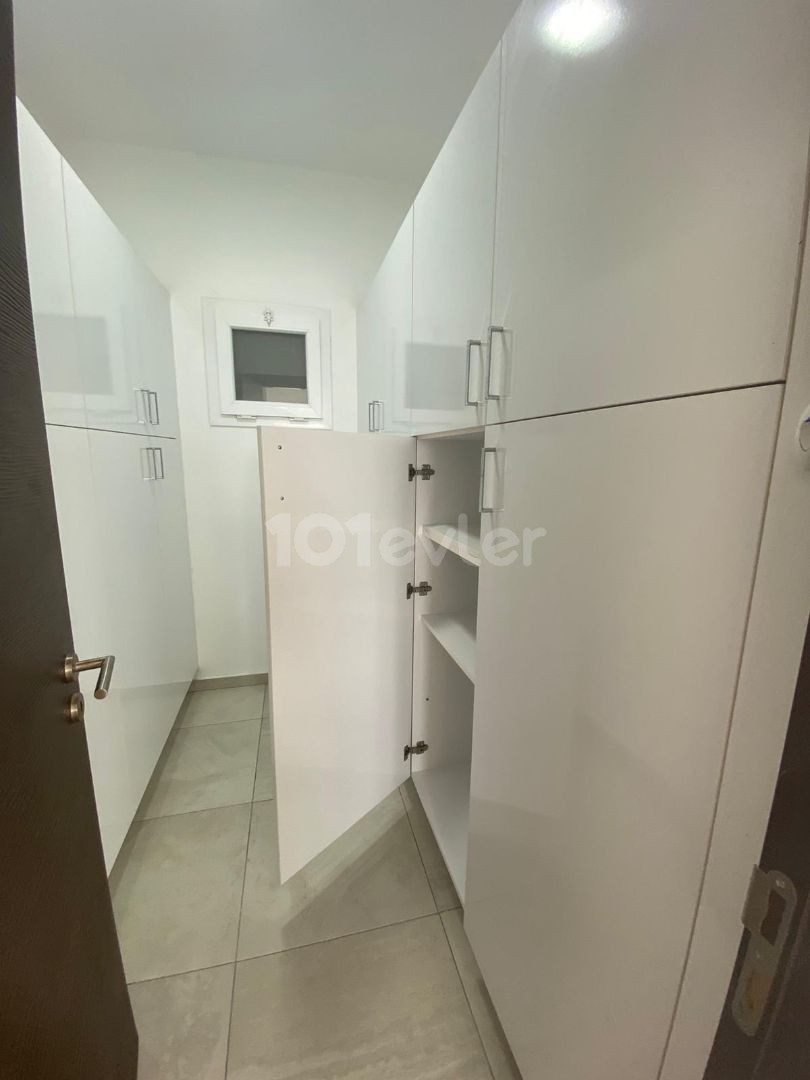 3+1 PENTHOUSE 3 büyük balkonlu ve deniz manzaralı