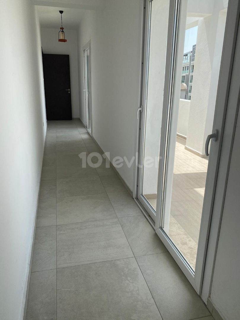 3+1 PENTHOUSE 3 büyük balkonlu ve deniz manzaralı