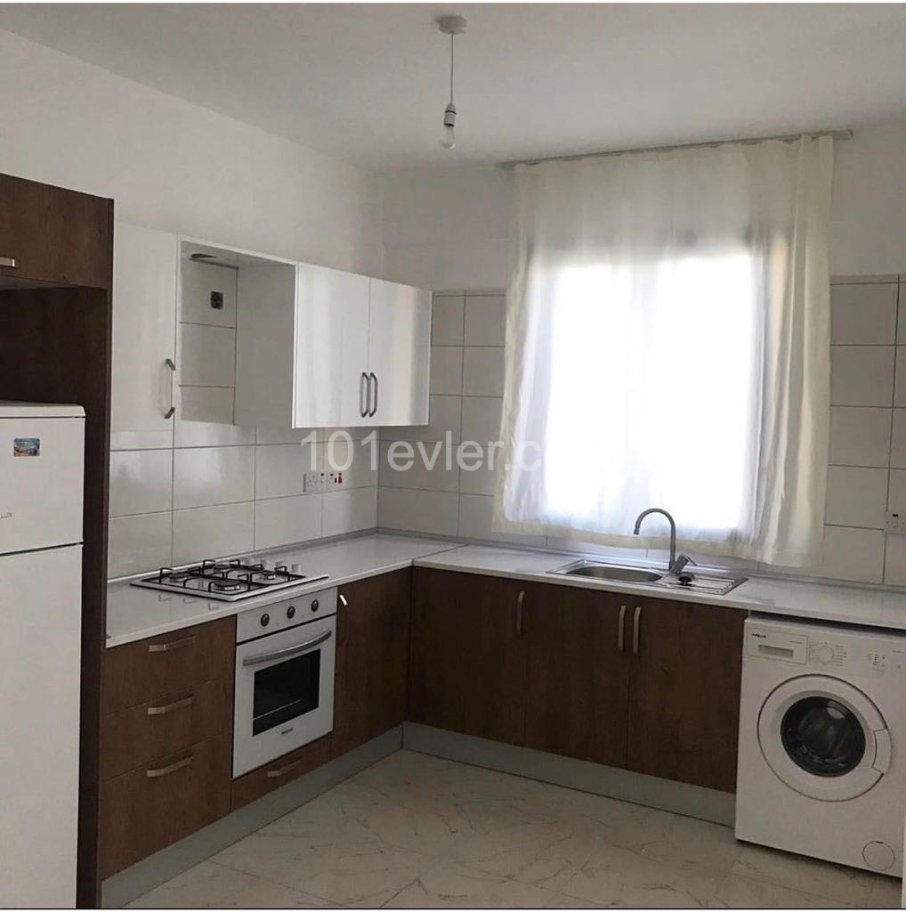 Air-conditioning beds in every room in Gönyeli, 350 stg 6 pay, behind the big cellar, 1 minute walk to the stops and the market, 2+1 flat 05338711922 05338273131 kamsel real estate