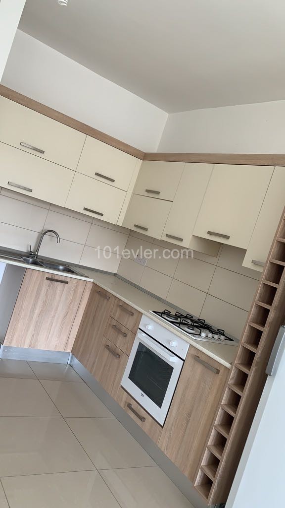 Flat To Rent in Küçük Kaymaklı, Nicosia