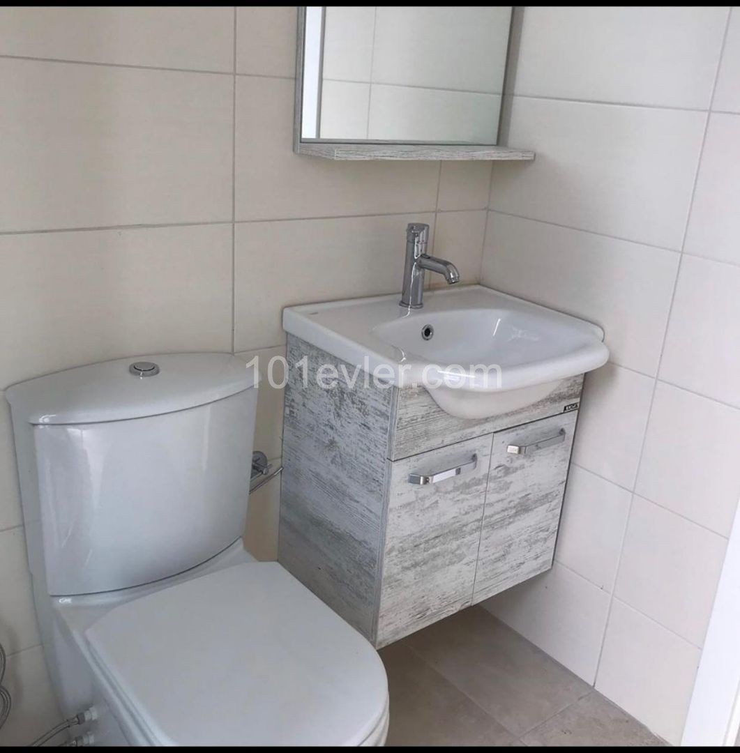 Super-Luxus in Ortaköy llogarada Wohnung Haltestellen zum Markt 1 min 5000 6 + 6 zahlung 2 Anzahlung 05338711922 Kamsel ** 