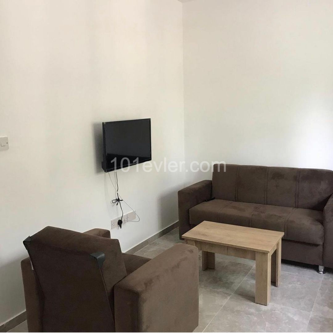 ortaköy telsim Haltestelle 5 min zurück 2 + 1 Wohnung Haltestellen zum Markt 5 min 5000 tl 6 + 6 Zahlung 05338711922 05338616118 kamsel Immobilien ** 