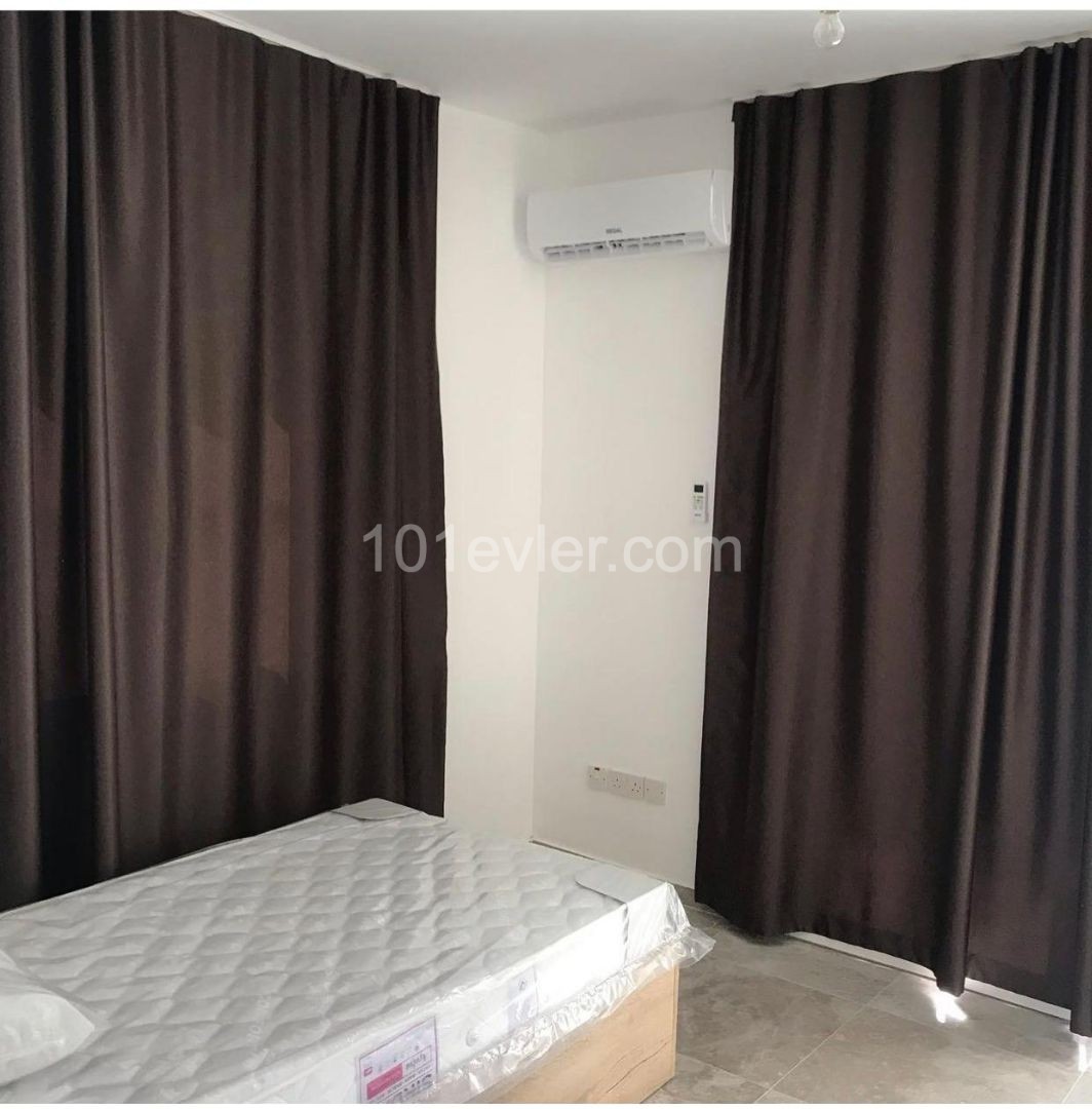 ortaköy telsim duragına 5 dk  arkası 2+1 daire   duraklara markete 5 dk 350 STG 6+6  ödemeli 05338711922  05338616118 kamsel emlak 