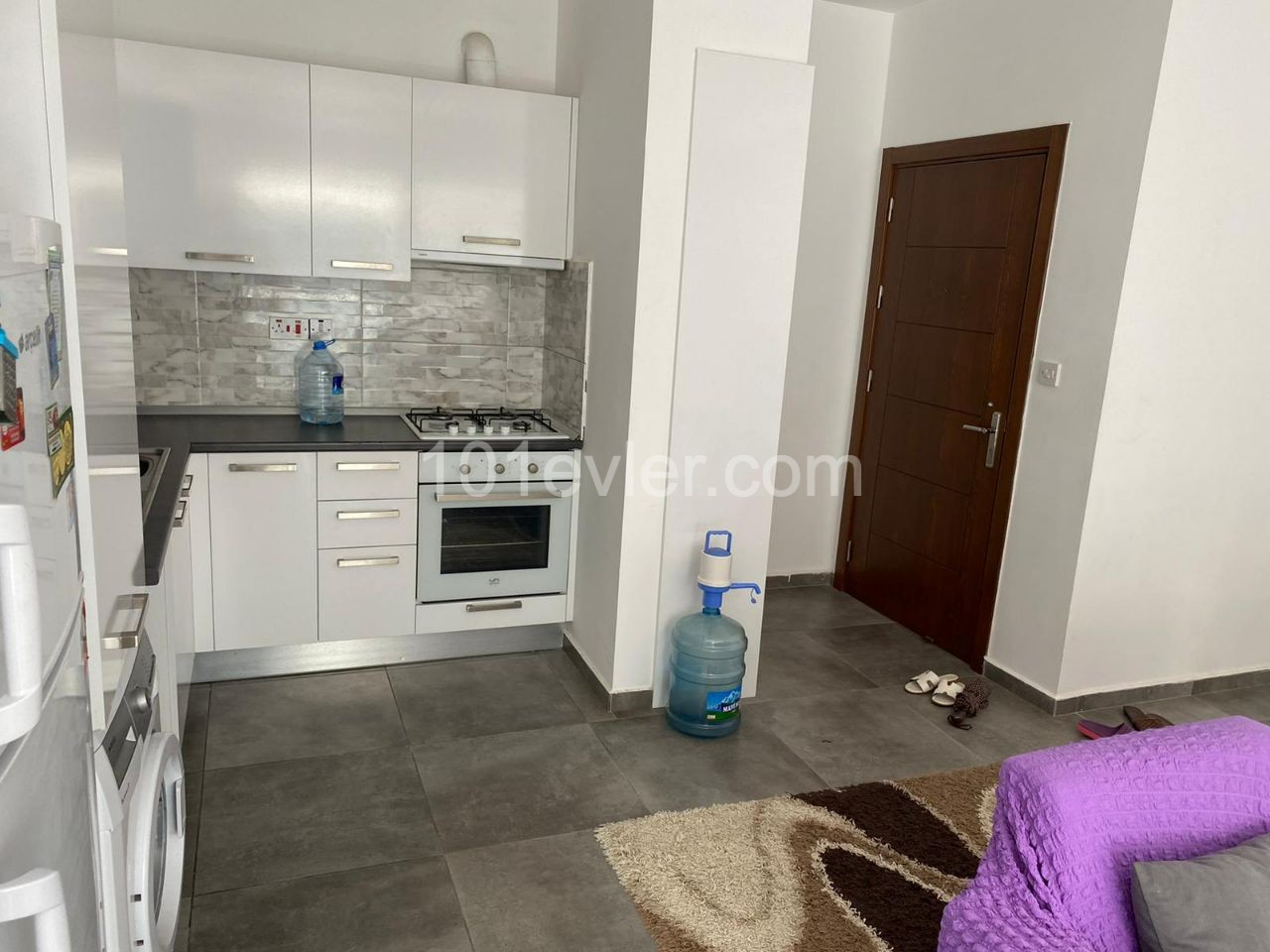 Nikosia kleine Kaymakli / cangar station 5 min / 2+1 / 250 stg / 6 + 6 Zahlungsmöglichkeiten / 2 Anzahlung / kamsel Real Estate 05338616118-05338711922 ** 