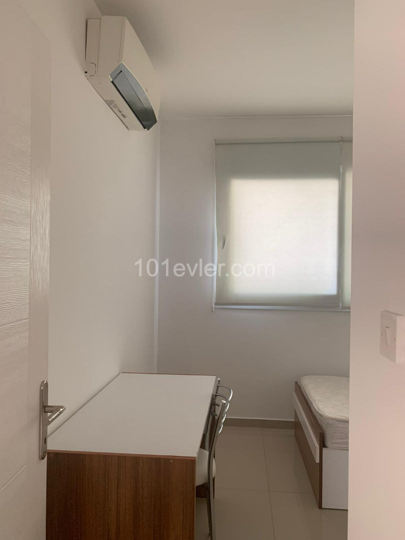 Nikosia kleine Sahne / 3+1 / 350 Dollar / voll möbliert / 6 + 6 Zahlungsmöglichkeiten / 5000 Anzahlung / kamsel Real Estate 05338616118-05338711922 ** 