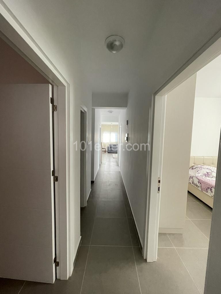 3+1 Null Gebäude neben Schieberegler terminal 2 Etagen möblierte separate Küche mit Balkon super Lage 350 stg 3+3 6+6 zahlung 2 Anzahlung 05338711922 05338616118 ** 