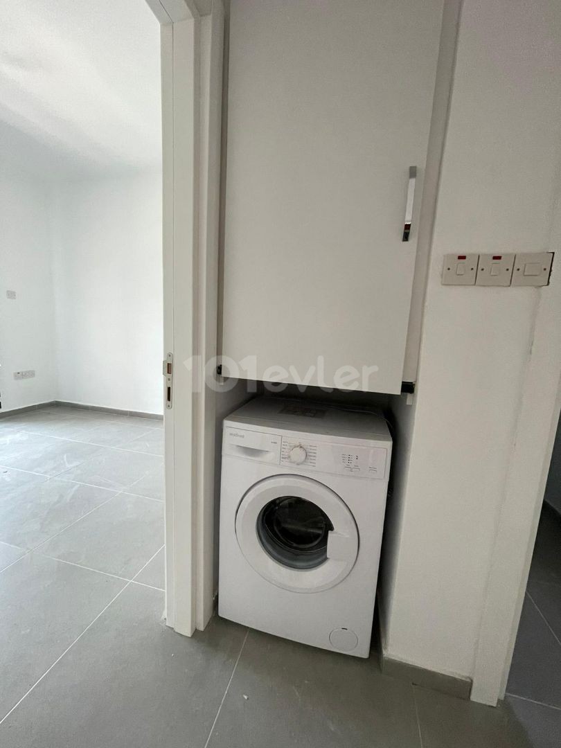 super Lage 10 Etagen Super Luxus Wohnung 400 stg 500 stg Anzahlung null Möbliert null Gebäude jedes Zimmer klimatisiert keine Wassergebühren keine Gebühren Stop market 1 min 05338711922 05338616118 kamsel ** 