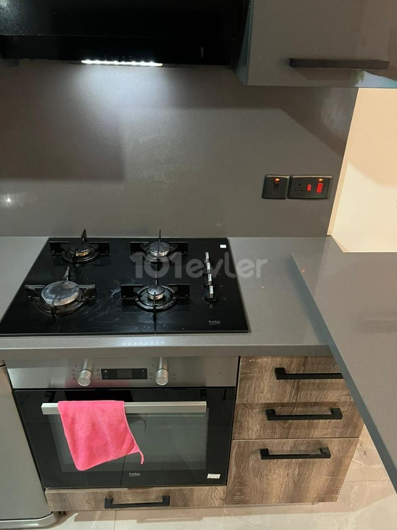 Flat For Sale in Yenişehir, Nicosia