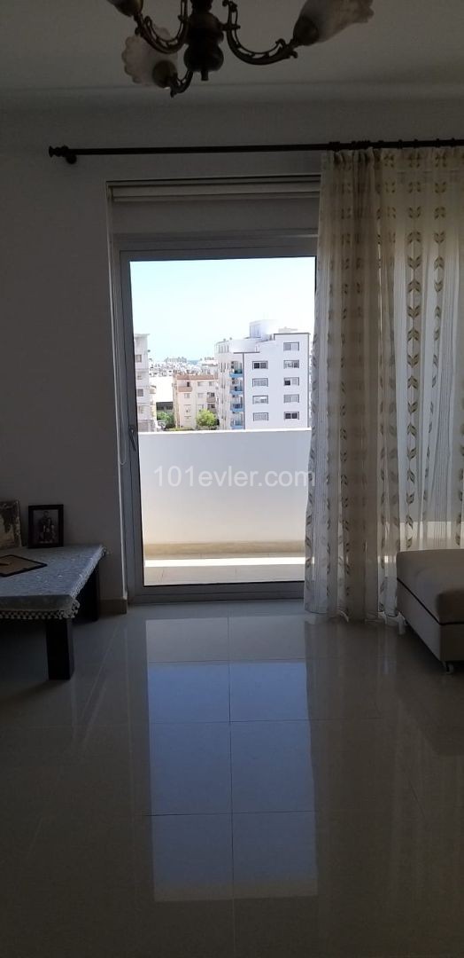 Mağusa Merkezde Kiralık 3+1 Daire