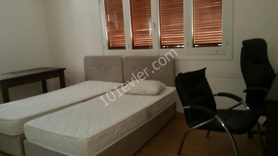 Flat To Rent in Yenişehir, Nicosia