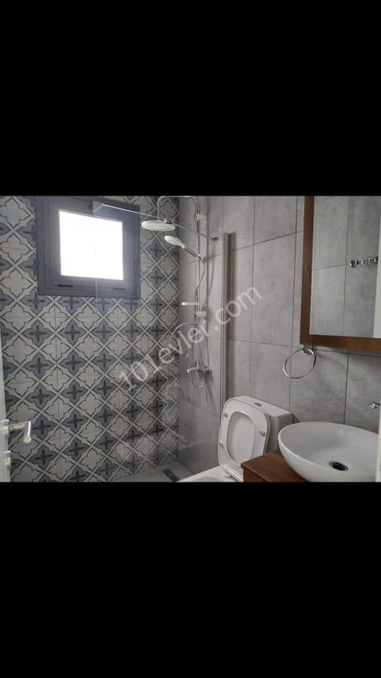 Flat To Rent in Yenişehir, Nicosia