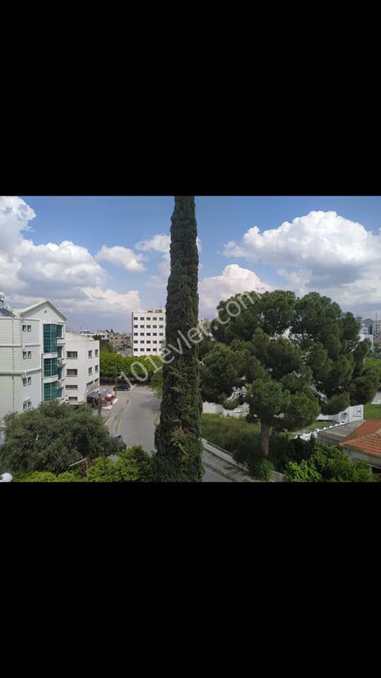 Flat To Rent in Yenişehir, Nicosia