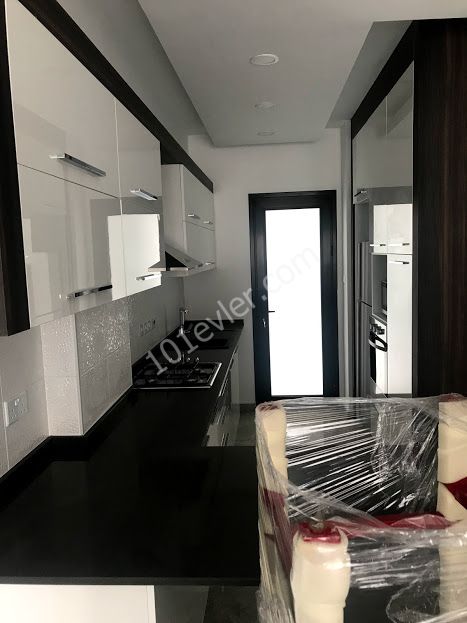 Dereboyunda sıfır eşyalı yeni 2+1 kiralık daire.