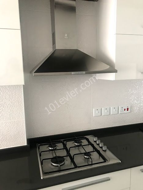 Dereboyunda sıfır eşyalı yeni 2+1 kiralık daire.