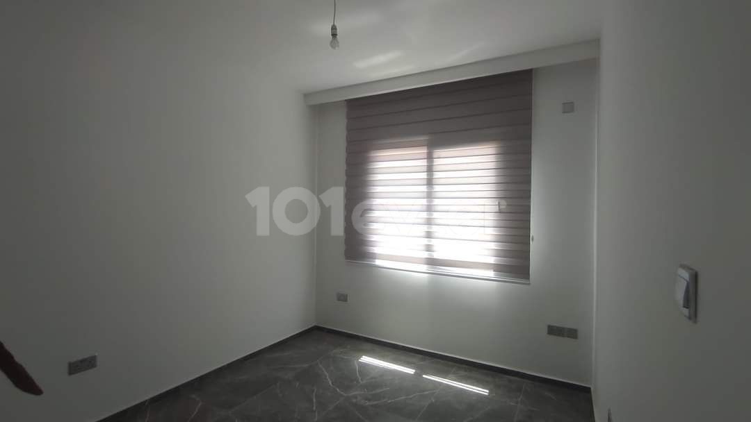 MAĞUSA MERKEZDE SATILIK 2+1 DAİRE.