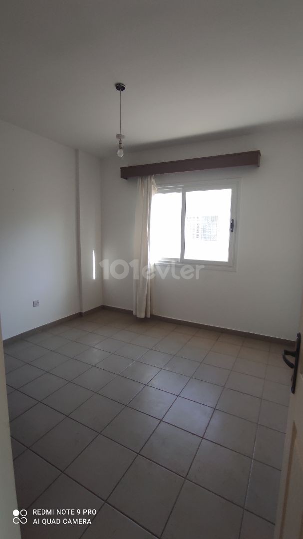 3 + 1 APARTMENT IN FAMAGUSTA ÇANAKKALE NEIGHBORHOOD. ** 