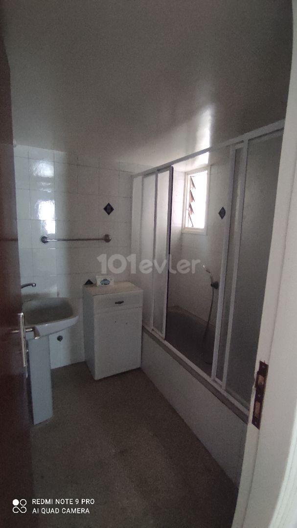 3 + 2 APARTMENT FOR SALE IN THE CENTER OF FAMAGUSTA. ** 