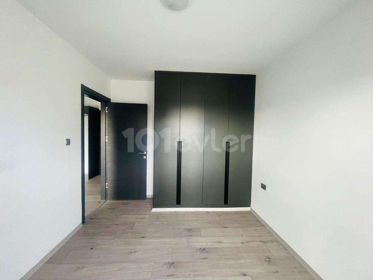 PIER LONG BHACH 1+1 WOHNUNG ZUR MIETE