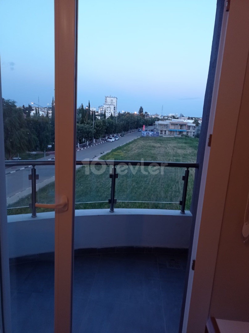 3+1 WOHNUNG ZUR MIETE IN FAMAGUSTA NEWBOGAZICI BEREICH