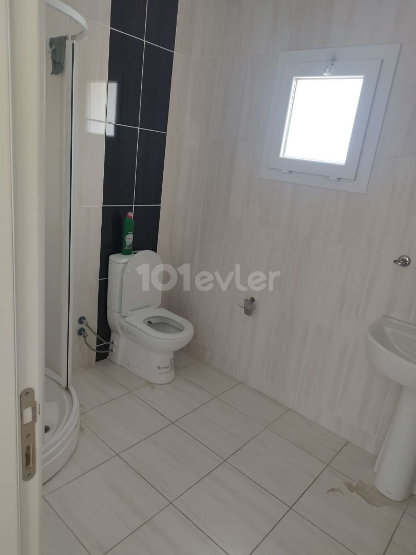 Merkezde 2+1 kiralık penthouse