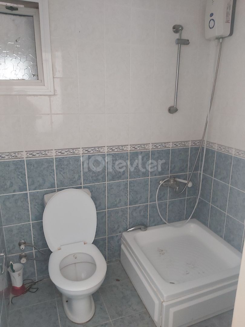 2+1 FURNISHED FLAT FOR RENT IN WALKING DISTANCE TO FAMAGUSA EMU