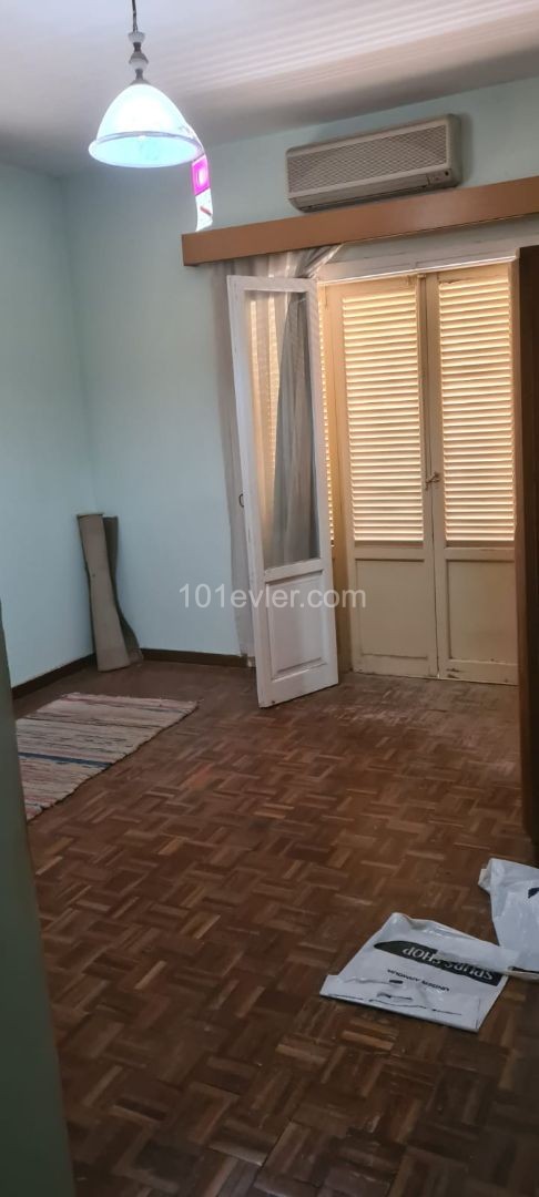 GROUND FLOOR HOUSE FOR SALE WITH TURKISH TITLE DEED IN BAIKAL, FAMAGUSTA ** 