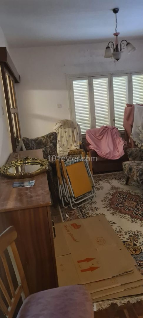 GROUND FLOOR HOUSE FOR SALE WITH TURKISH TITLE DEED IN BAIKAL, FAMAGUSTA ** 