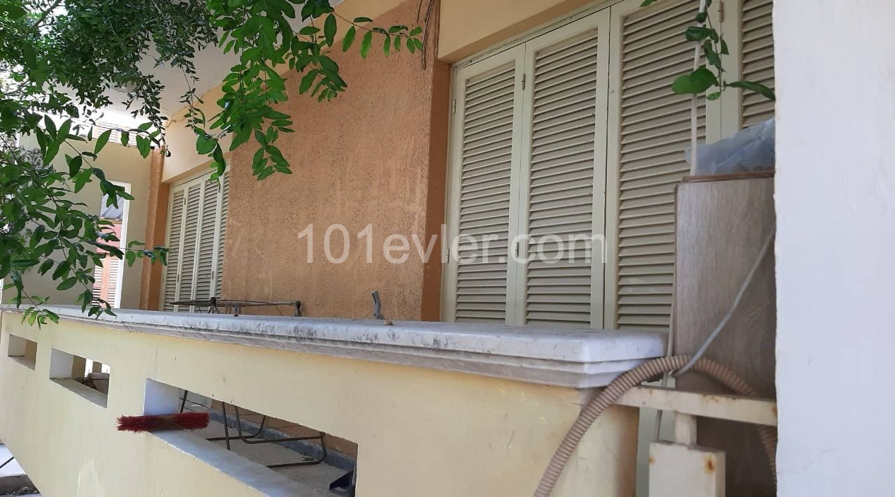 GROUND FLOOR HOUSE FOR SALE WITH TURKISH TITLE DEED IN BAIKAL, FAMAGUSTA ** 