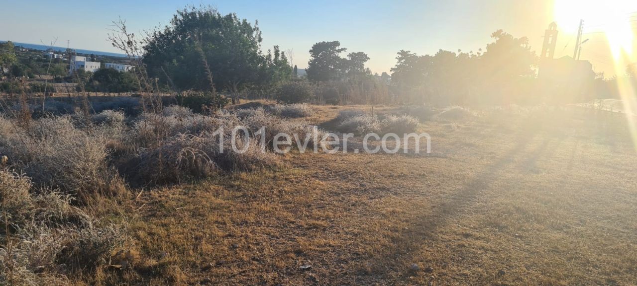 Residential Zoned Plot For Sale in Kumyalı, Iskele