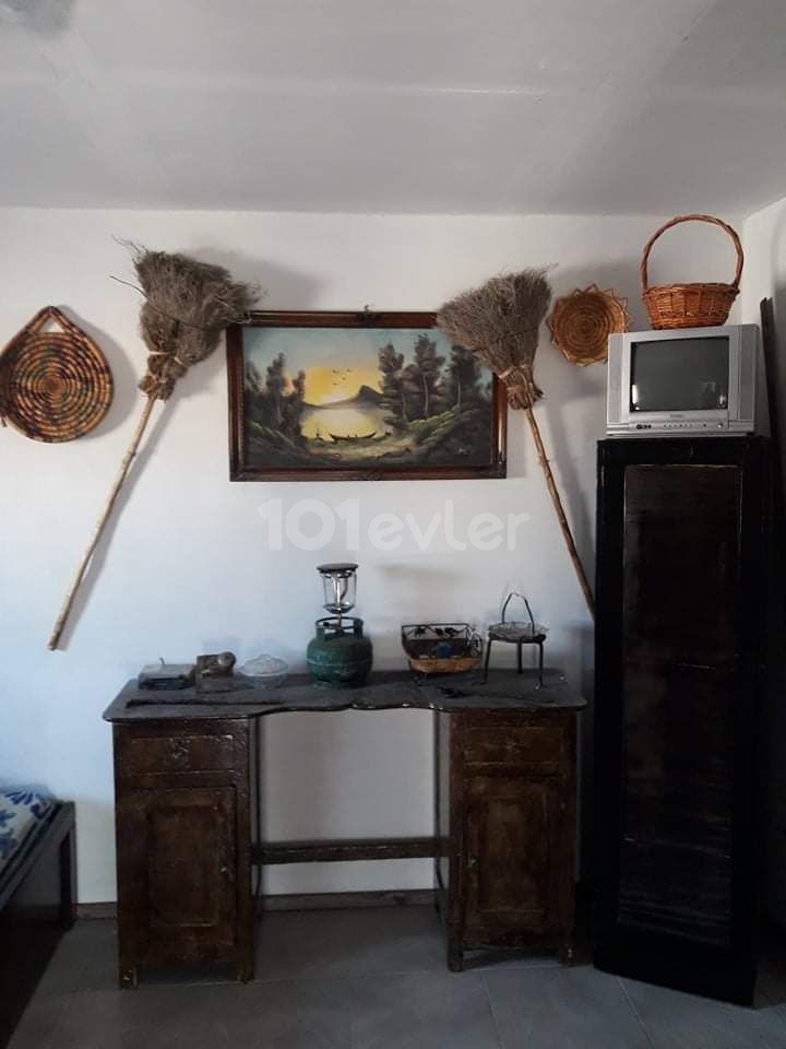 TRADITIONAL CYPRIOT HOUSE IN THE VILLAGE OF TUZLUCA ** 