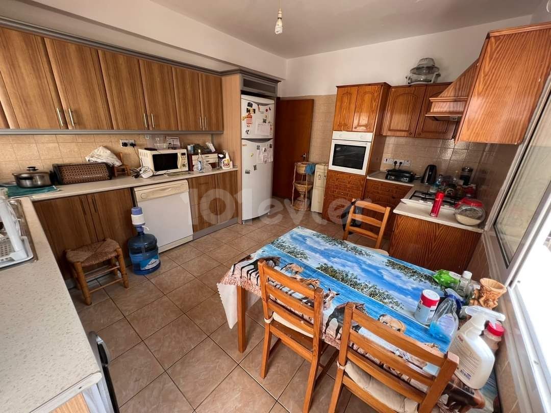 3+1 WOHNUNG ZUM VERKAUF IN DER TÜRKISCHEN KOCHANLI MARMARA REGION ** 