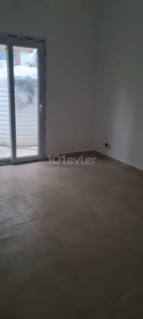 COMPLETE BUILDING FOR SALE IN GAZİMAĞUSA GÜLSEREN WITH TURKISH KOÇAN. 3 PIECES OF 1+1 ON THE FLOOR, 2+1 AND 1+1 ON THE TOP FLOORS ARE FOR SALE.