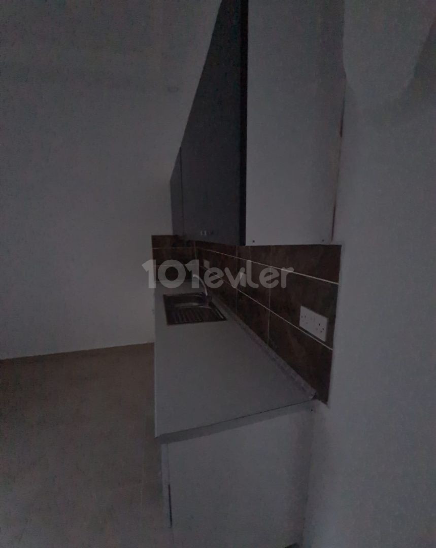 COMPLETE BUILDING FOR SALE IN GAZİMAĞUSA GÜLSEREN WITH TURKISH KOÇAN. 3 PIECES OF 1+1 ON THE FLOOR, 2+1 AND 1+1 ON THE TOP FLOORS ARE FOR SALE.