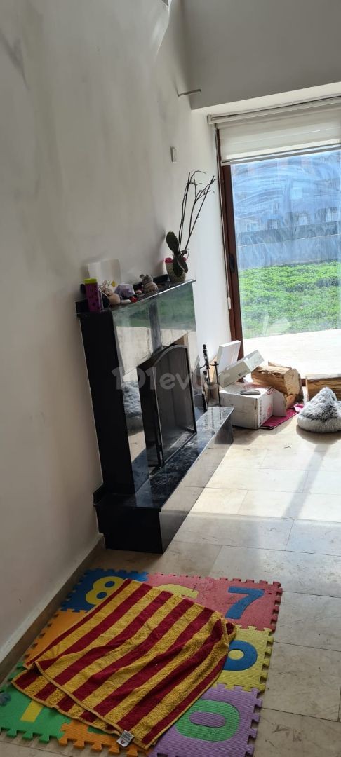 4+1 DETACHED VILLA WITH FIRE AND GARDEN WITH TURKISH COOK IN L/SA GÖNYELİ