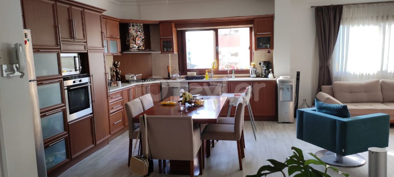 3+1 1ST FLOOR APARTMENT IN THE GÜLSEREN AREA OF FAMAGUSTA