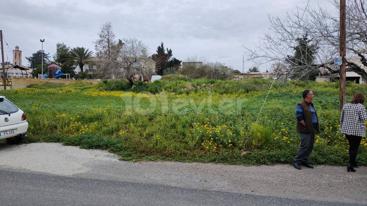 LAND FOR SALE IN KUMYALI, 2 FLOOR AND ZONE WITH 1 DECEMBER SEA VIEW