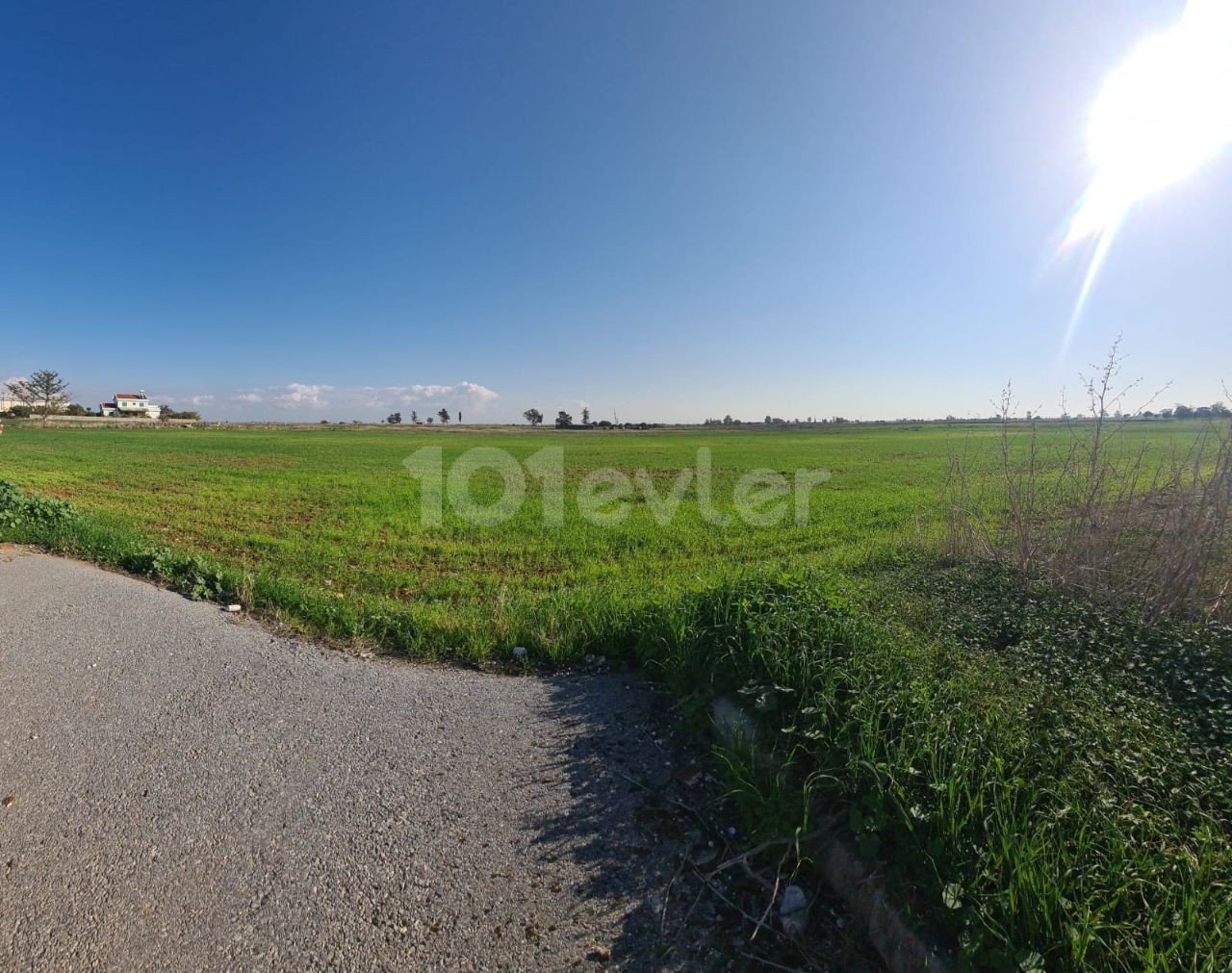 LAND SUITABLE FOR BUILDING A TURKISH KOÇANLI HOUSE FOR SALE IN BEYARMUDU VILLAGE