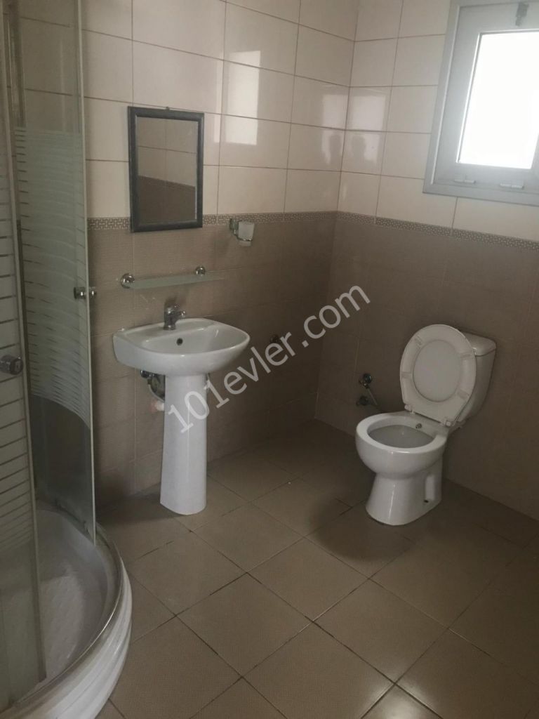 Flat To Rent in Küçük Kaymaklı, Nicosia