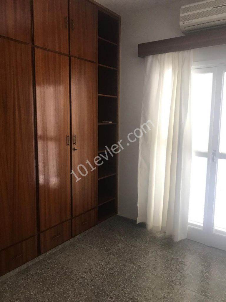 Flat To Rent in Küçük Kaymaklı, Nicosia