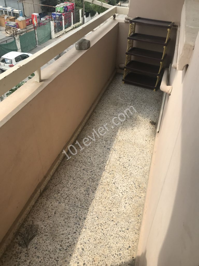 Flat To Rent in Küçük Kaymaklı, Nicosia